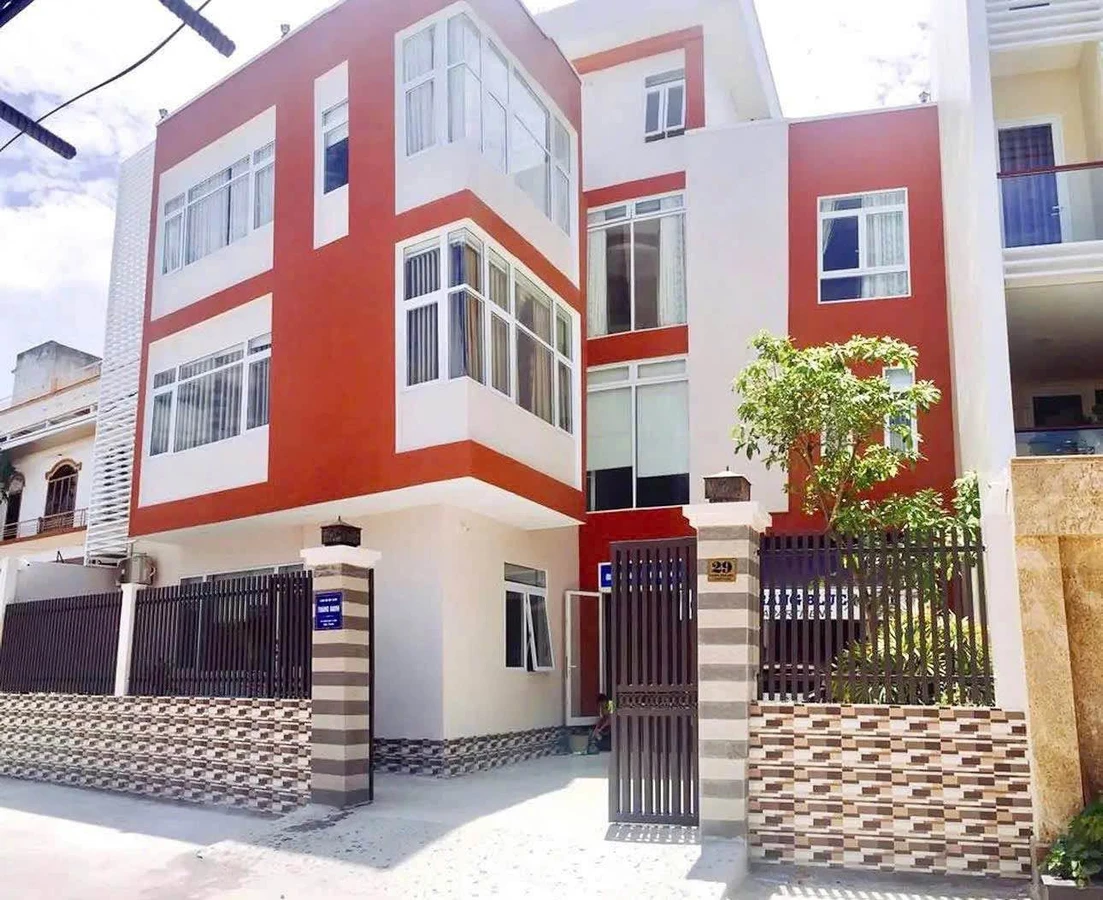 Bán tòa căn hộ 8 căn mặt tiền Châu Văn Liêm, Phước Long, Nha Trang 243 m² giá 26 tỷ - Ảnh 1
