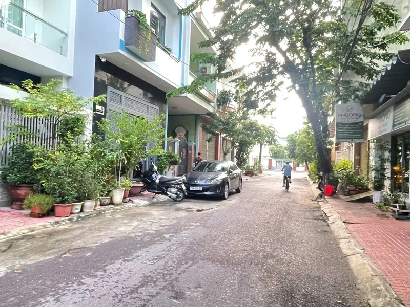 Nhà góc 3 mặt 80m2 ngang 10m gần đường Thanh Niên, Quy Nhơn