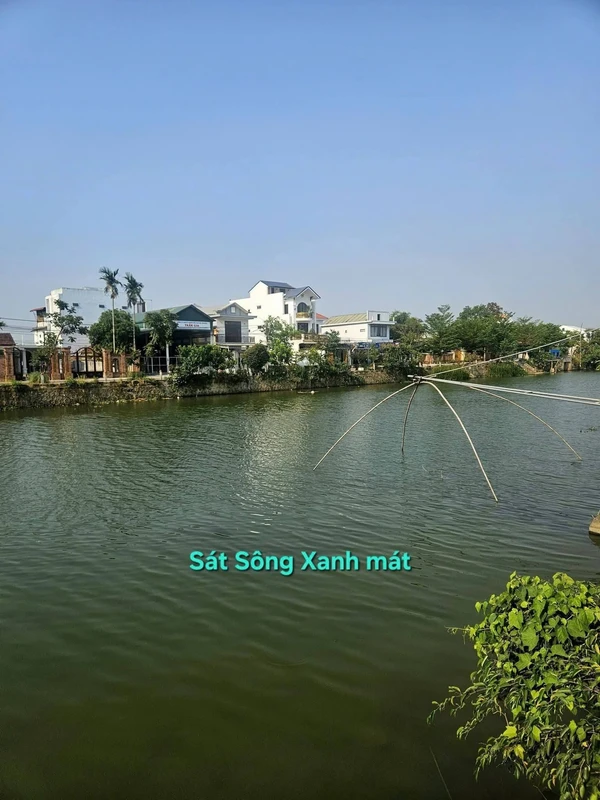 Bán nhà kiên cố 3PN 63m² 2 mặt tiền, gần Aeon Mall Huế, 3.3 tỷ