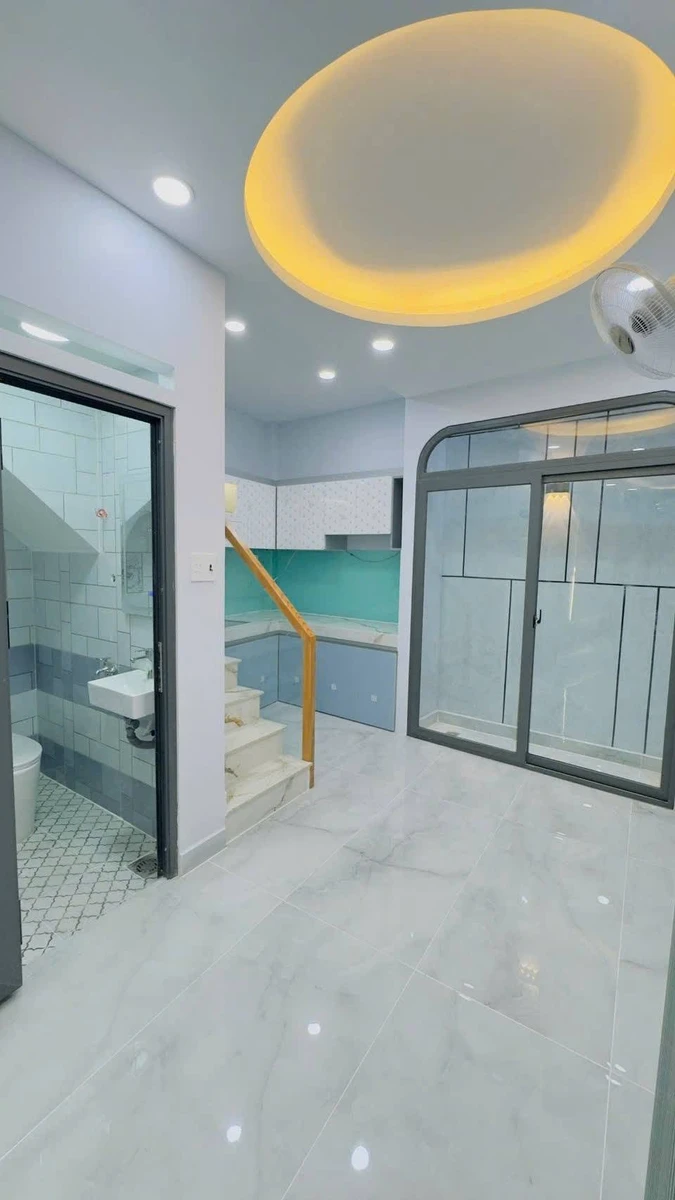 Bán nhà mới Đoàn Văn Bơ, Quận 4, 46m², 2PN - 3,1 tỷ - Ảnh thu nhỏ 2