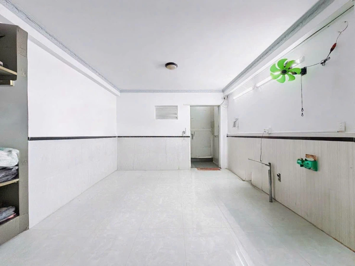 Bán nhà hẻm ô tô 4 tầng 100m² Quận 7 - Ảnh thu nhỏ 4