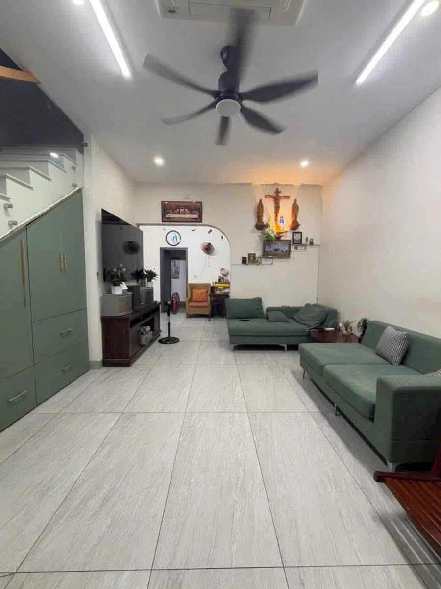 Bán nhà 1 trệt 1 lầu 160m² 3PN Quận 7 giá 4.9 tỷ - Ảnh 1