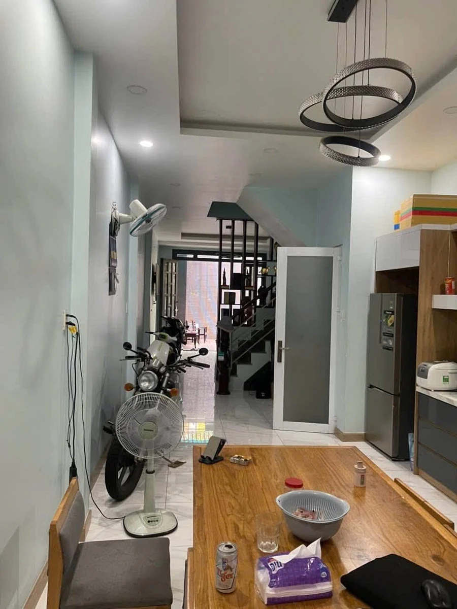 Bán nhà 2 tầng 64m2 Nguyễn Hữu Tiến 5 tỷ - Ảnh thu nhỏ 3