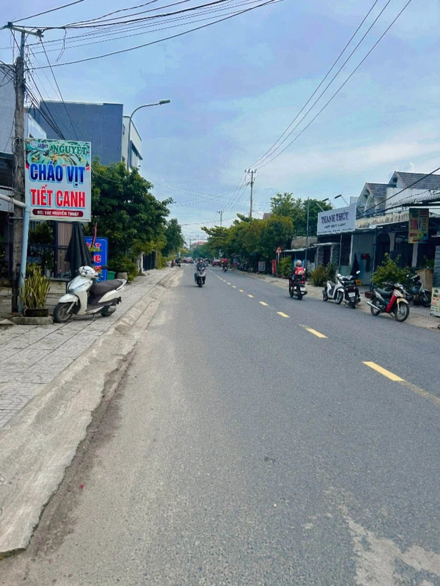 Bán nhà 2 tầng mặt tiền Nguyễn Thuật, Đà Nẵng, 135m² - Ảnh thu nhỏ 3
