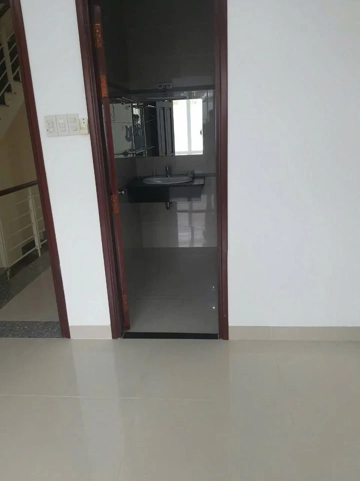 Cho thuê toà nhà văn phòng 500m² Himlam Tân Hưng, 50tr/tháng - Ảnh thu nhỏ 5