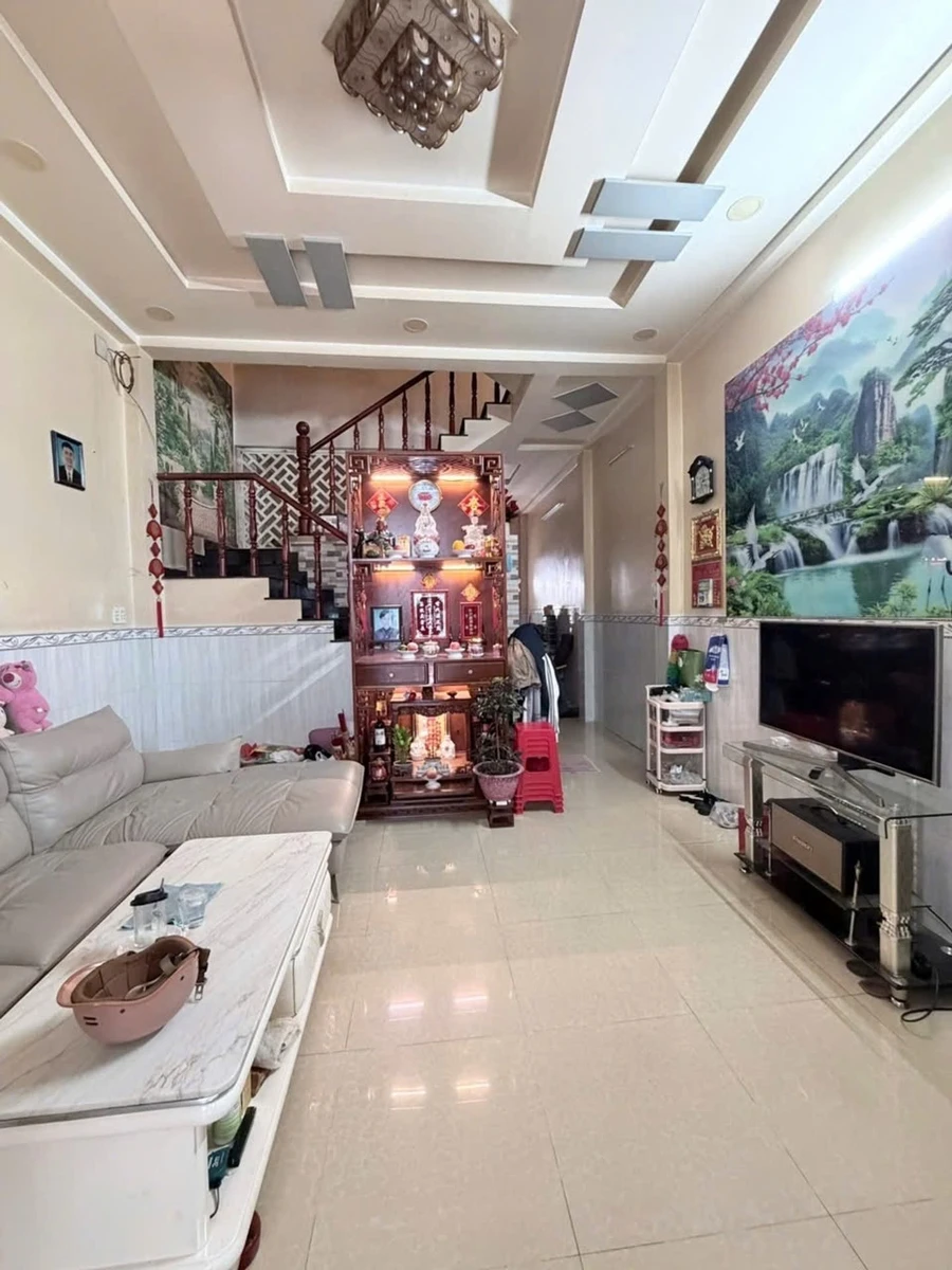 Bán nhà 3 tầng 4PN diện tích 52,5m2 khu Phú Định, Quận 8 giá 4,95 tỷ - Ảnh thu nhỏ 2