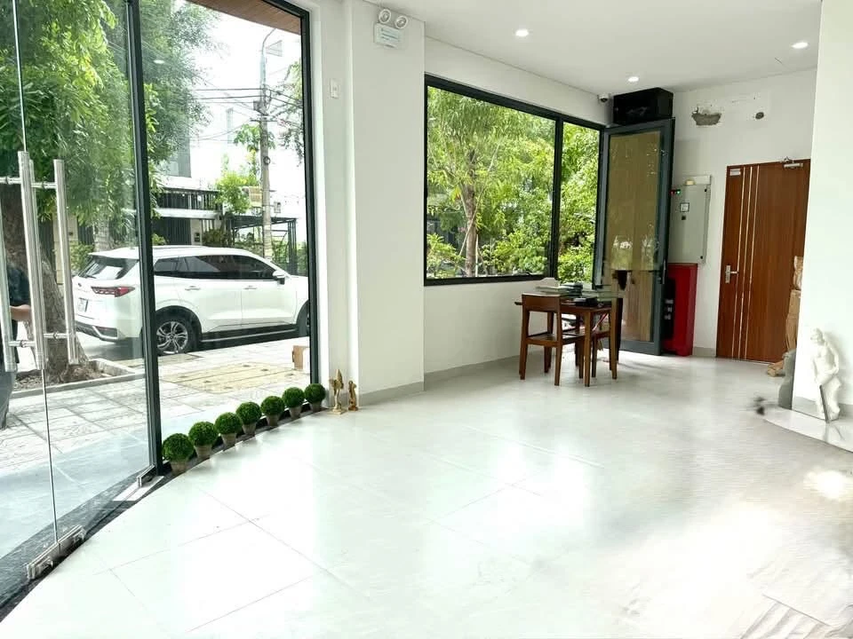 Cho thuê mặt bằng 2 mặt tiền 80m² Nam Việt Á Đà Nẵng - Ảnh thu nhỏ 3