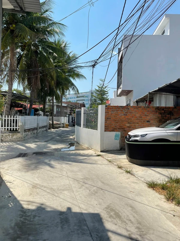 Bán nhà mới xây 2 phòng ngủ 114.6m2 Nha Trang 3.9 tỷ