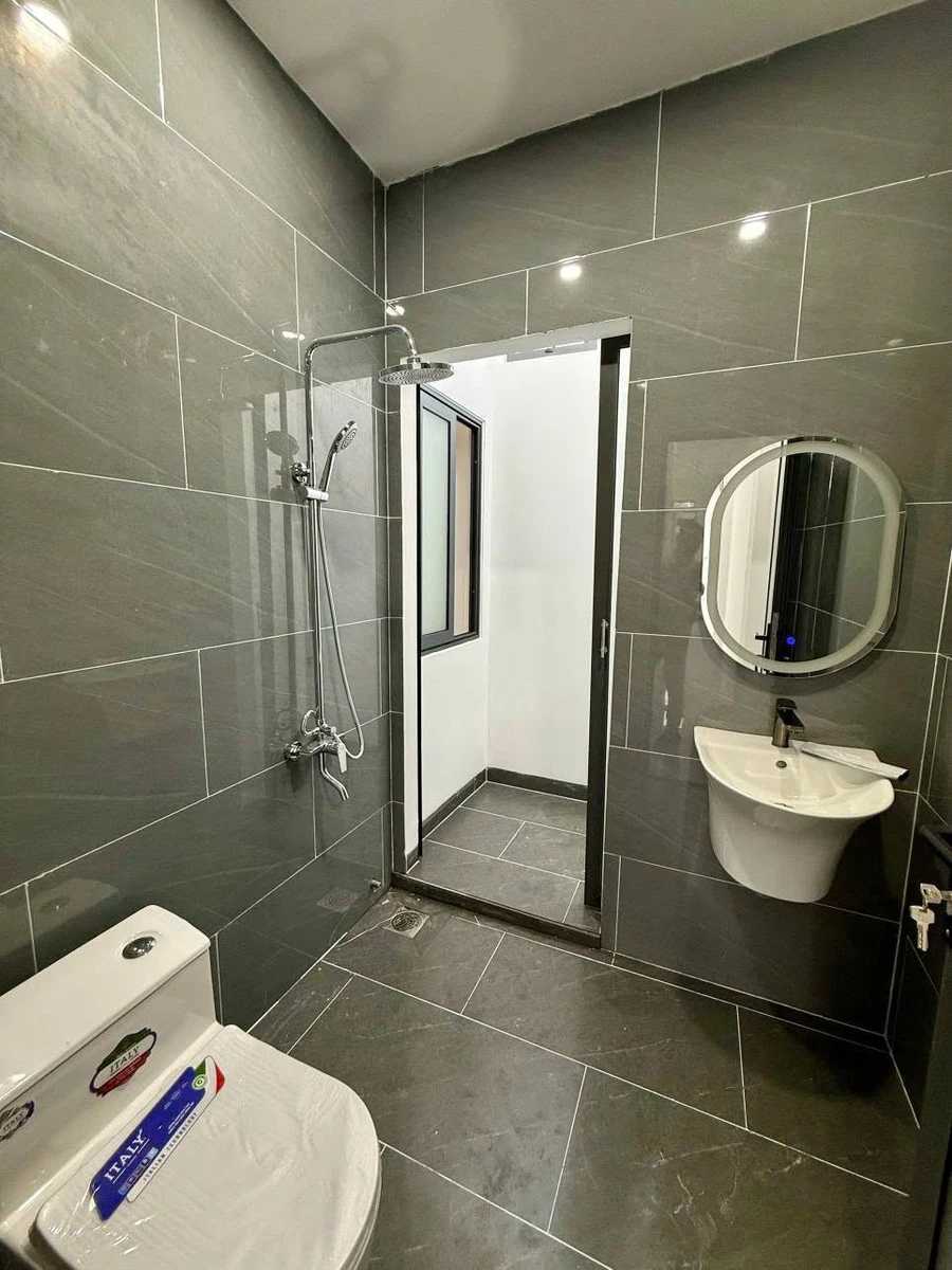 Bán nhà mới hoàn thiện 5x22m, 2 phòng ngủ, giá 1,35 tỷ gần cổng chào Liên Thôn 8, Buôn Ma Thuột - Ảnh thu nhỏ 5