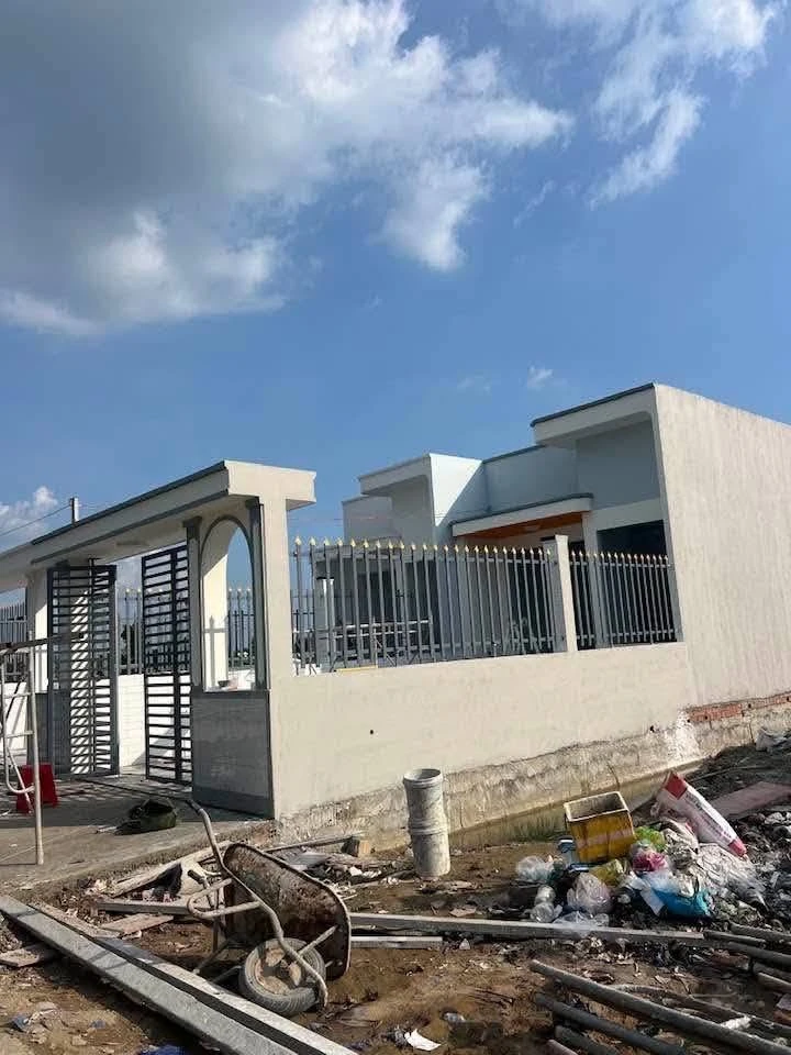 Bán nhà mới 200m² thổ cư Bến Lức, Long An 1 tỷ 700 triệu - Ảnh thu nhỏ 4