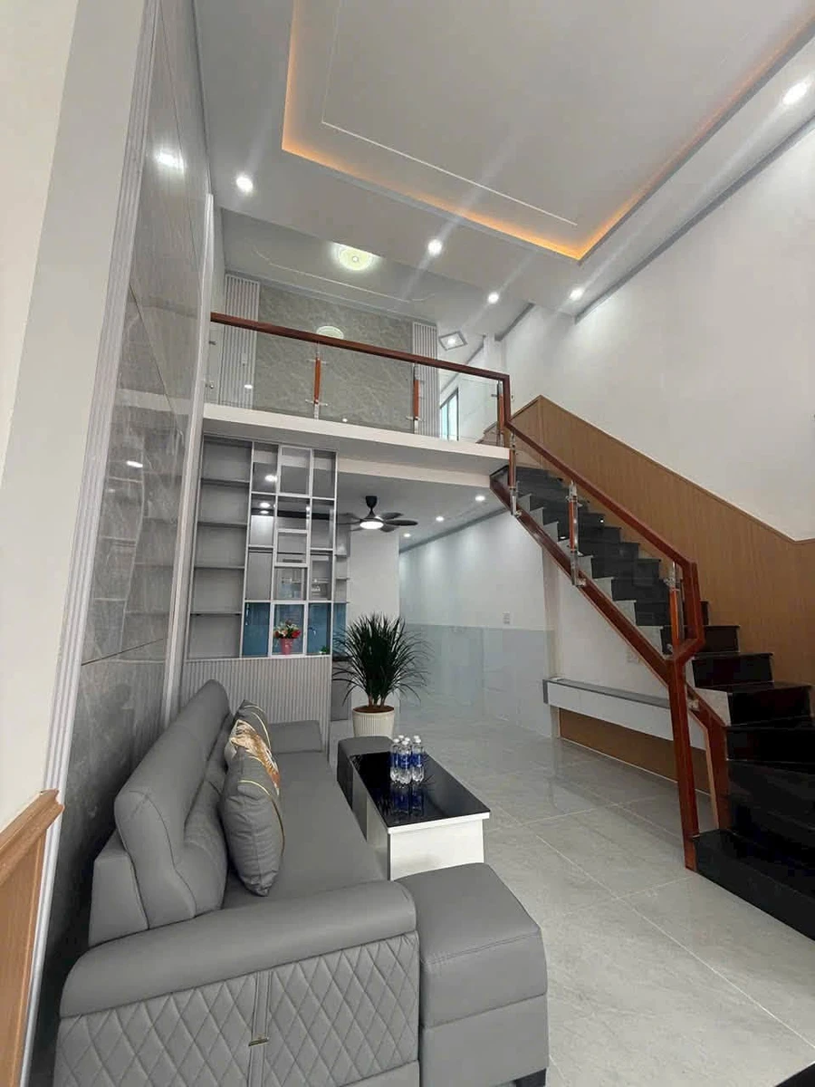 Bán nhà lửng 3 phòng ngủ 72m² Quận 1, gần Đồng Khởi - Ảnh thu nhỏ 2