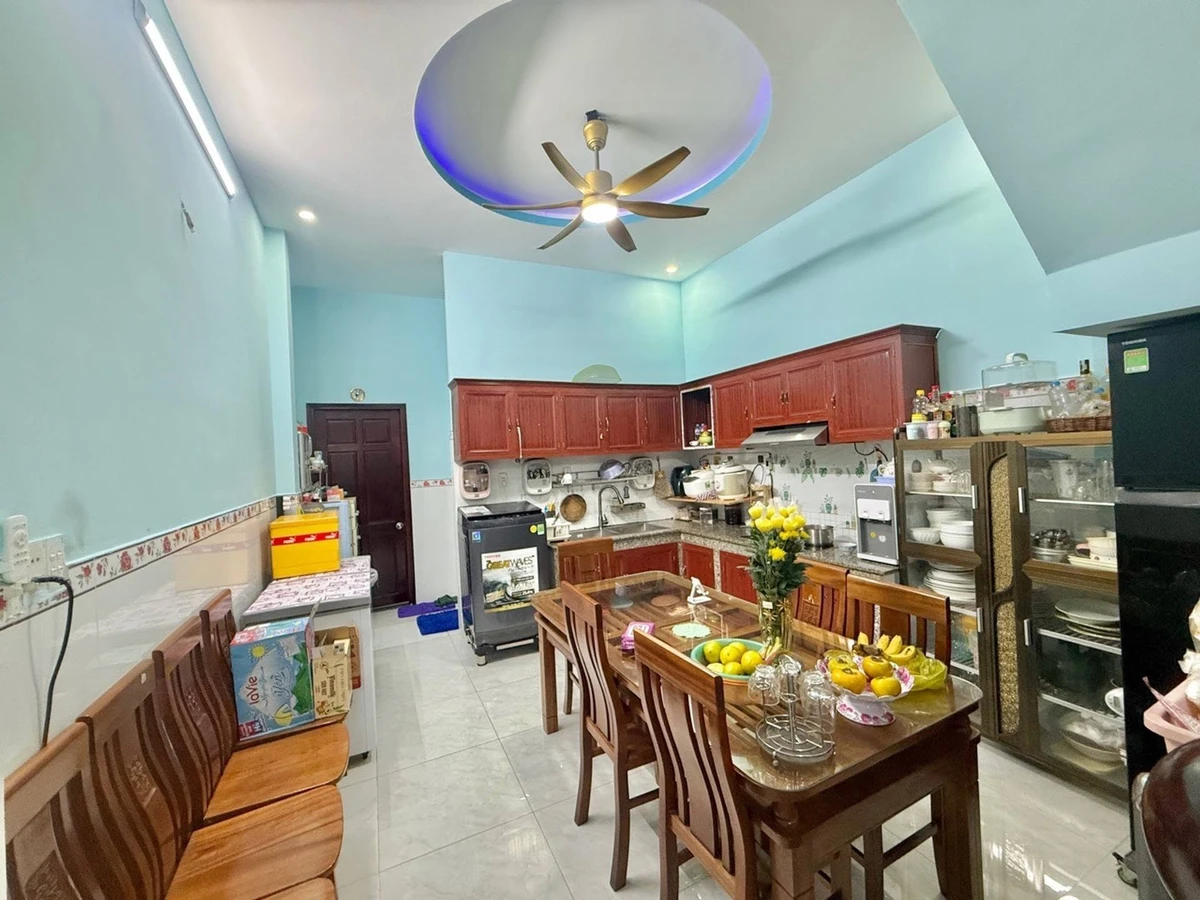 Bán nhà 2 tầng 122.8m² Dĩ An 3.98 tỷ - Ảnh thu nhỏ 4