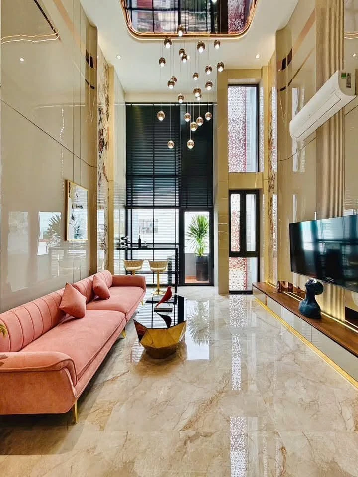 Bán nhà 1 trệt 4 lầu 72m2 có thang máy đường Lê Văn Thọ, Gò Vấp, giá 13,9 tỷ - Ảnh thu nhỏ 2