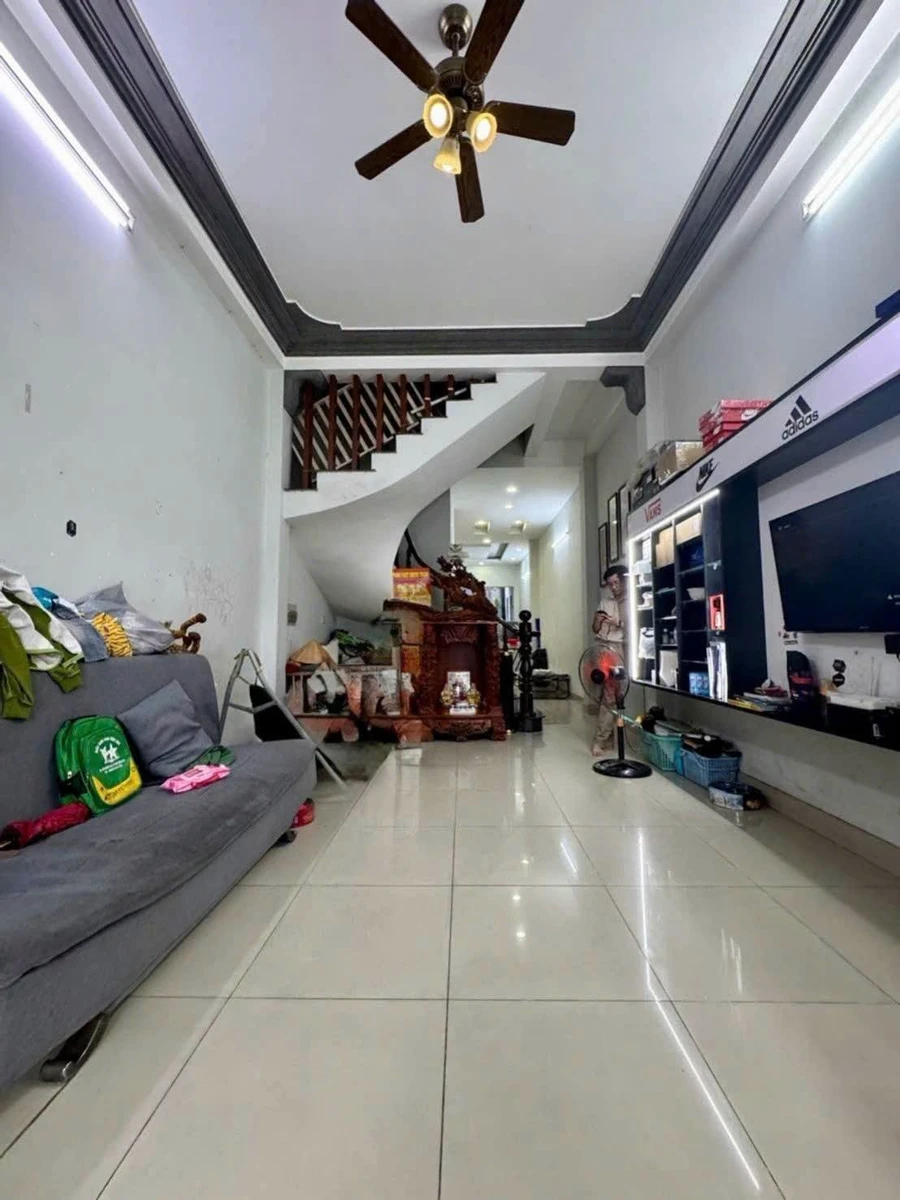 Bán nhà hẻm xe hơi Tô Ngọc Vân 90m2, 1 trệt 1 lầu 3PN, giá 4,59 tỷ, Quận 12 - Ảnh 1