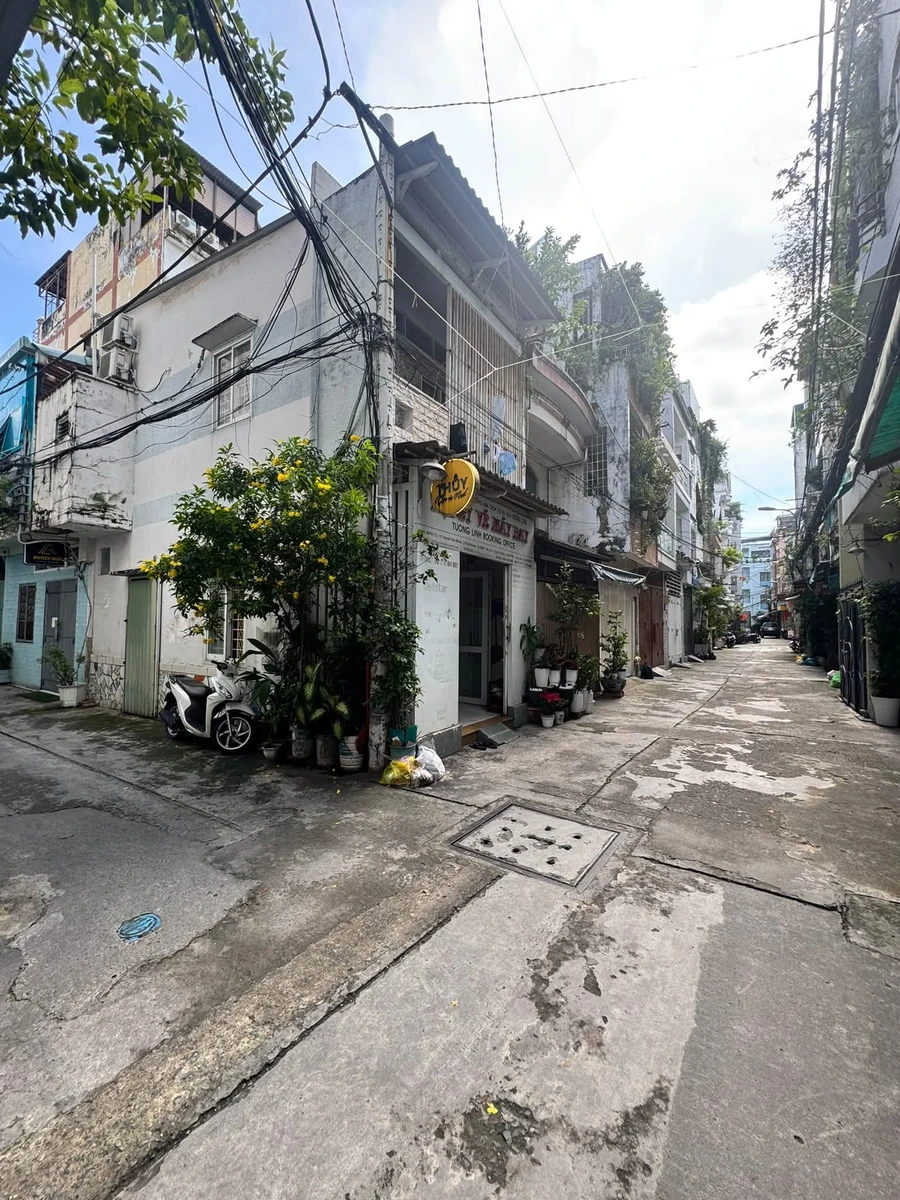 Bán nhà góc hẻm Huỳnh Văn Bánh, Phú Nhuận, 31 m², 2PN - Ảnh 1