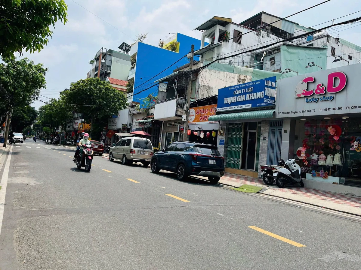 Bán nhà 1 trệt 3 lầu 99.93m2 mặt tiền Hàn Thuyên Bình Thọ 13.7 tỷ - Ảnh 1