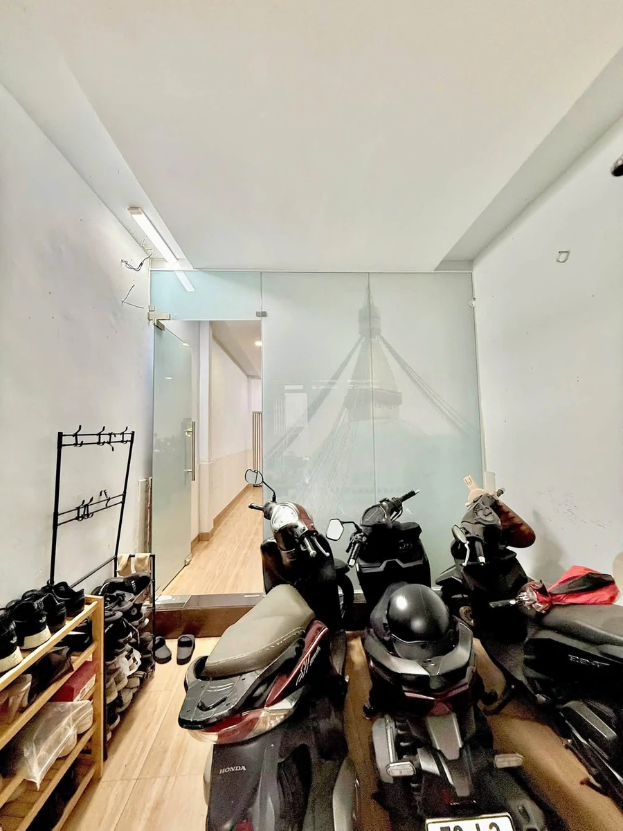 Bán nhà hẻm 5m Thành Thái Quận 10, 3 tầng, 40m2, giá 5,3 tỷ - Ảnh thu nhỏ 4