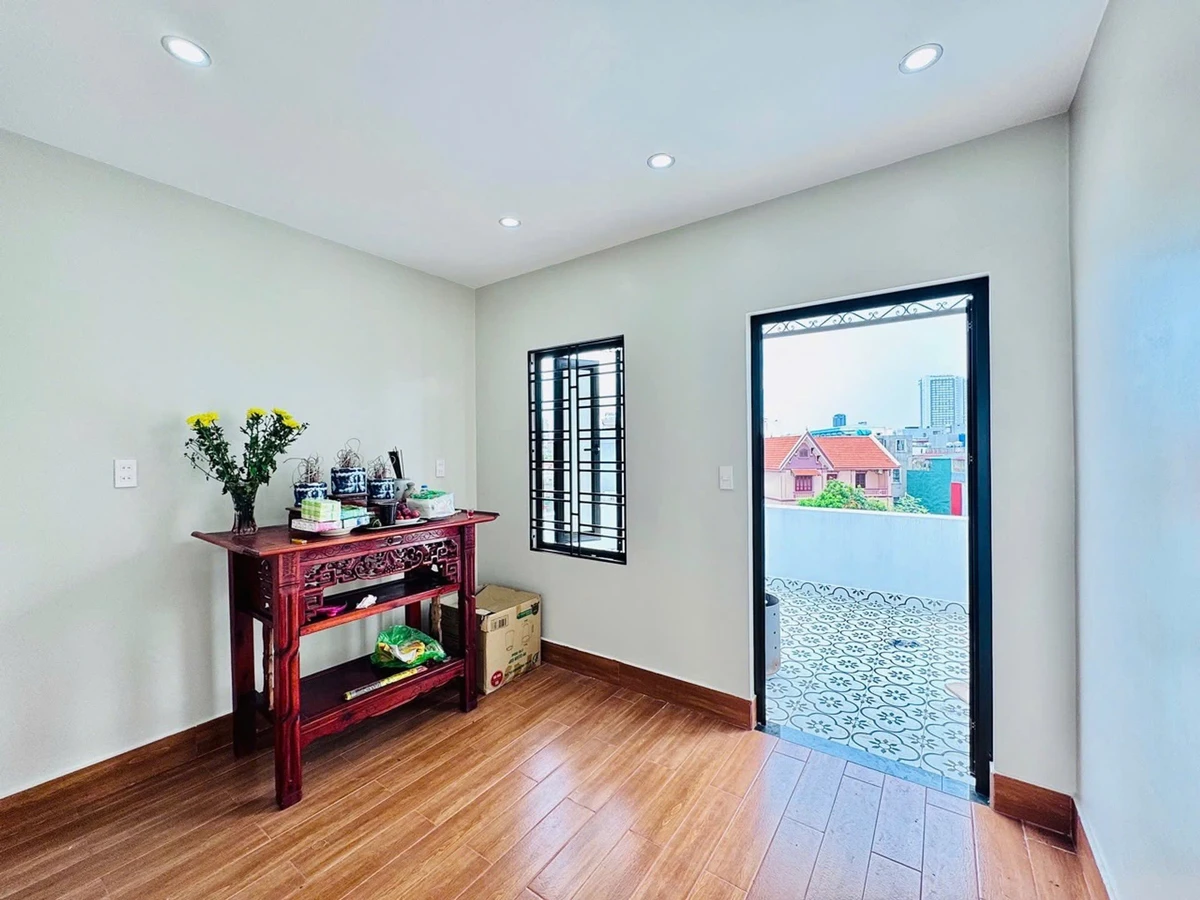 Bán nhà 4 tầng 40m2 mặt tiền Hồ Sen Quận 12 - Ảnh thu nhỏ 4