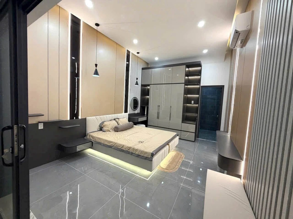 Bán nhà mặt tiền sân vườn 150m2, 3PN Rạch Giá - Ảnh thu nhỏ 3