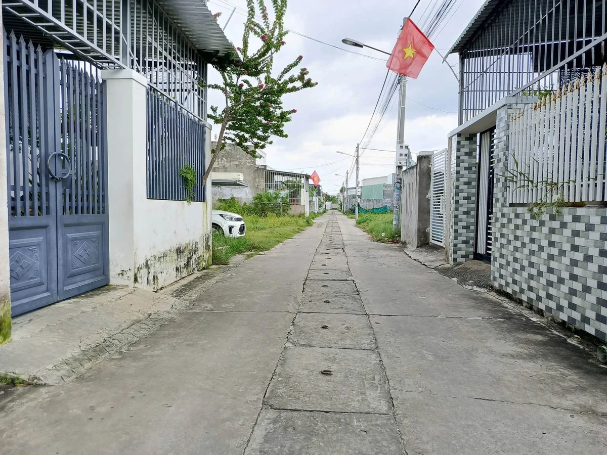 Bán lô đất thổ cư mặt tiền 102m2 Phan Thiết - Ảnh 1