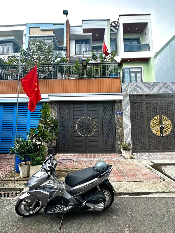Nhà bán sổ hồng riêng 72m² 3PN 5ty850 Dĩ An Bình Dương