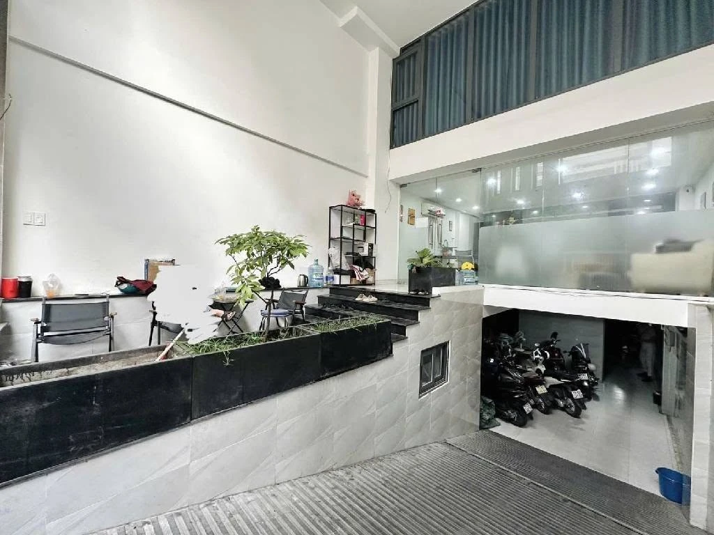 Bán shophouse 5 tầng, 11 phòng, 128 m² mặt tiền, Phú Nhuận - Ảnh thu nhỏ 2
