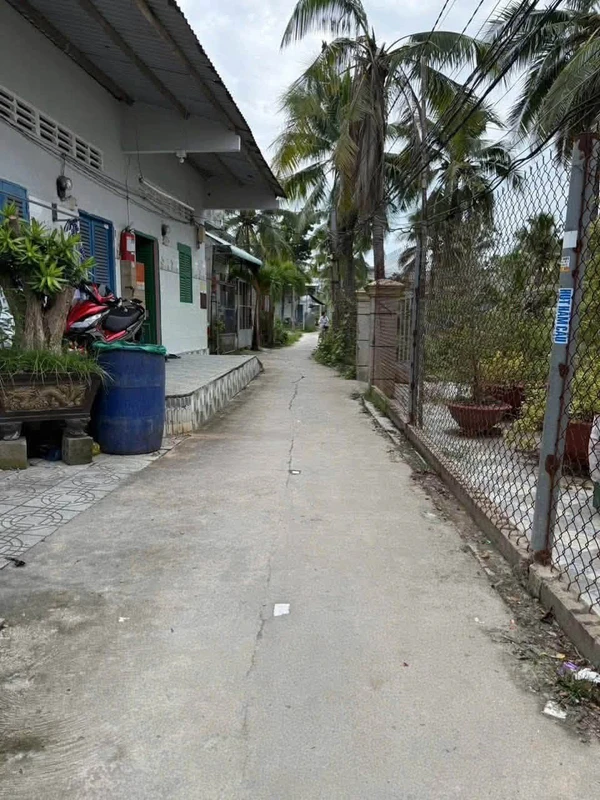 Bán đất 178.8m² giá 550 triệu tại Bến Tre