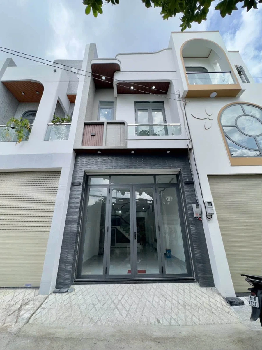 Bán nhà 3PN 60m² Tân Hiệp 3 tỷ 680 triệu - Ảnh thu nhỏ 2