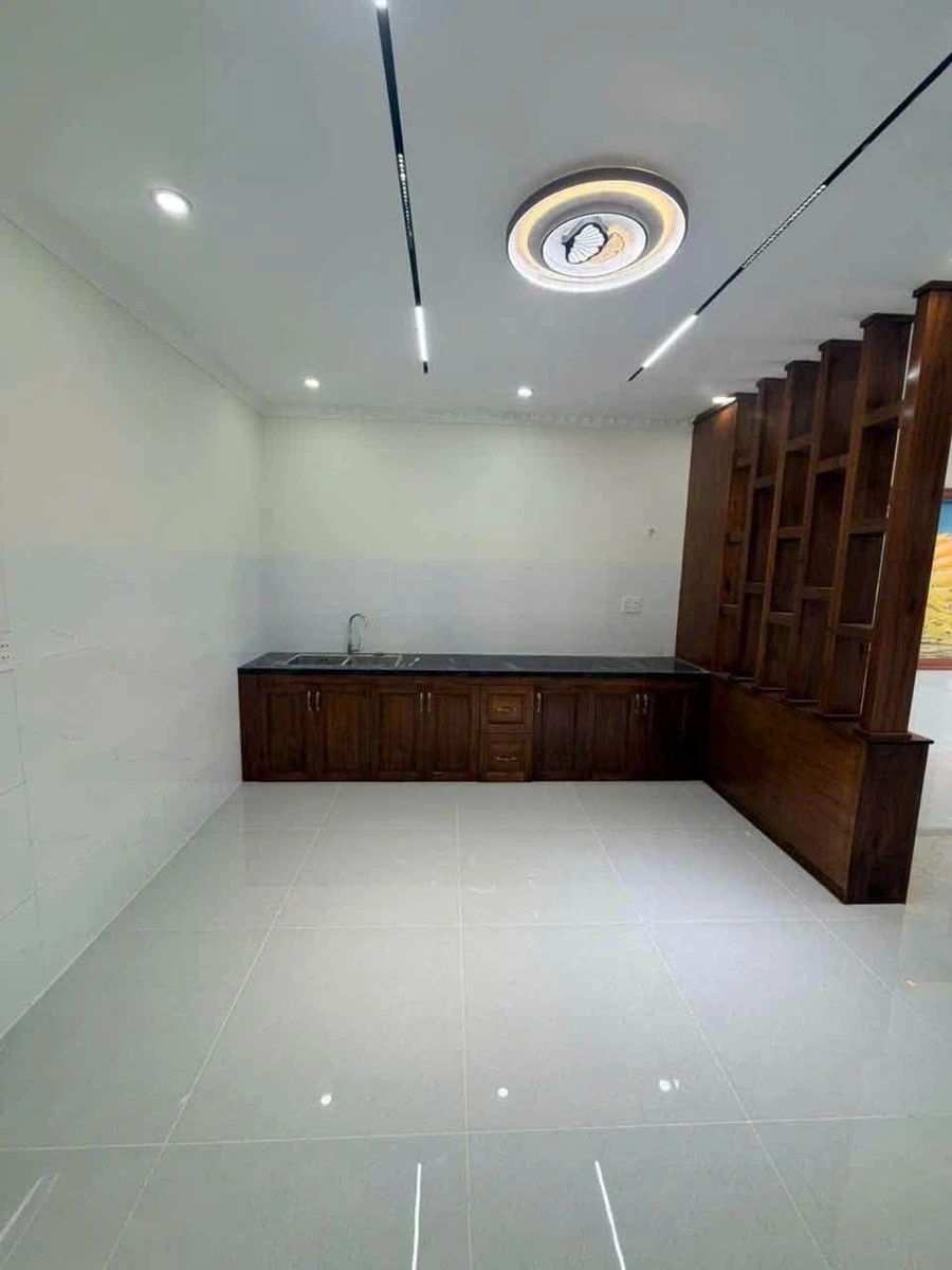 Bán nhà lầu Long Điền 80m2 3 phòng ngủ 2 tỷ 490 - Ảnh thu nhỏ 5