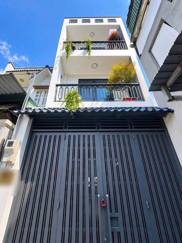 Bán nhà 3 tầng 60m² 4PN khu Hiệp Bình - Ảnh 1