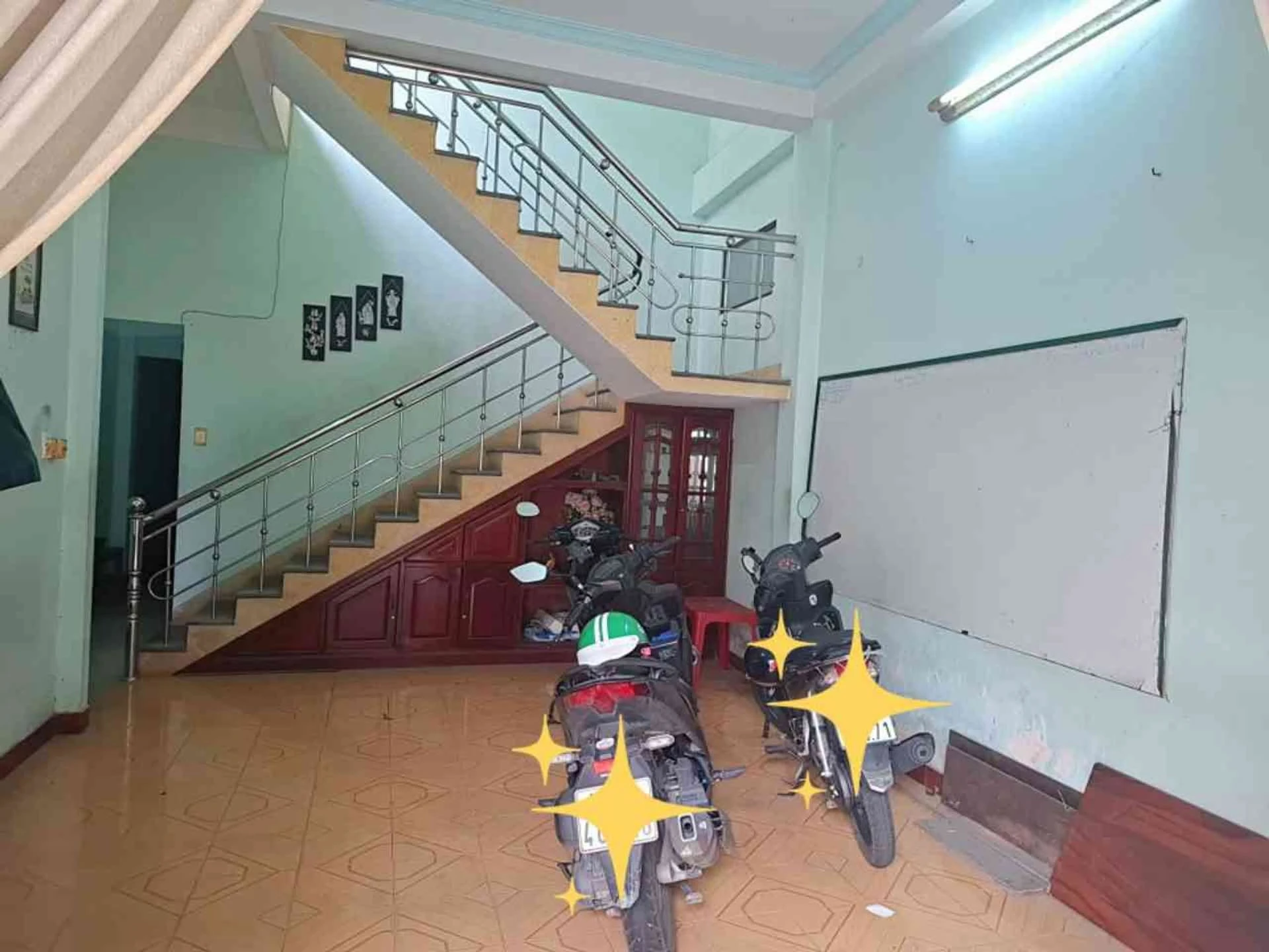 Bán nhà 2 tầng 5PN 100m² gần BV Hoàn Mỹ - Ảnh 1