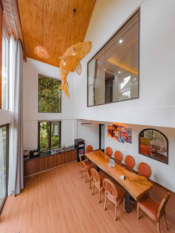Bán villa 3 PN full nội thất Ba Vì, 135 m2, 3 tỷ