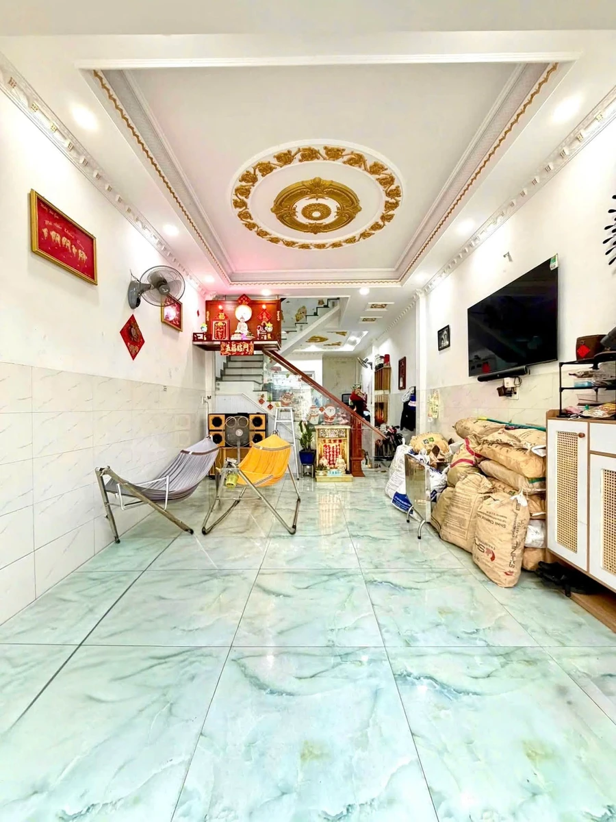 Bán nhà hẻm xe hơi 106m2 Chiến Lược, Bình Tân, 5,28 tỷ - Ảnh thu nhỏ 2