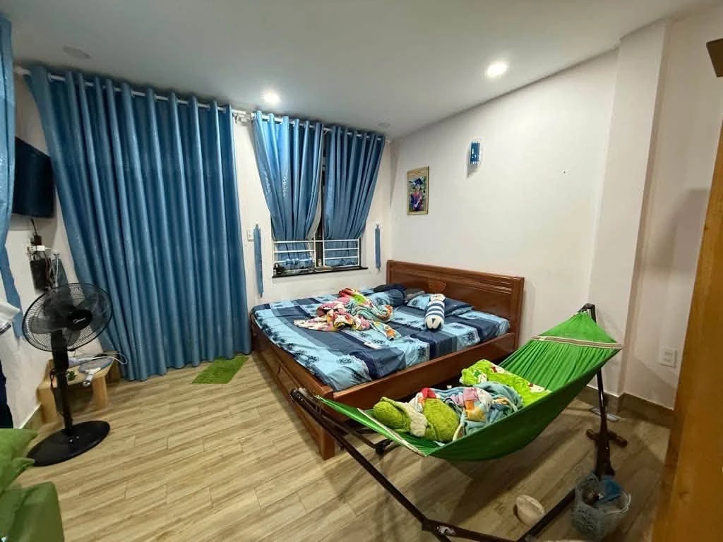 Bán nhà 3 tầng 4 phòng 64m² mặt tiền Đỗ Xuân Hợp Thủ Đức - Ảnh thu nhỏ 3
