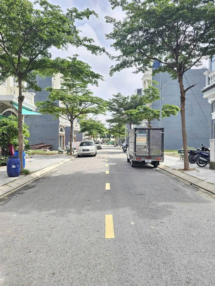 Bán đất Dĩ An 60m² gần Vincom 3,2 tỷ - Ảnh 1