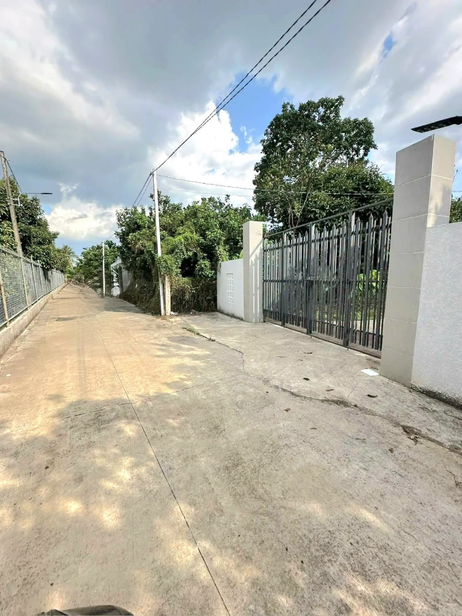 Bán đất 500m² vườn chôm chôm Phường Bảo Vinh, 1 tỷ 600 triệu - Ảnh 1