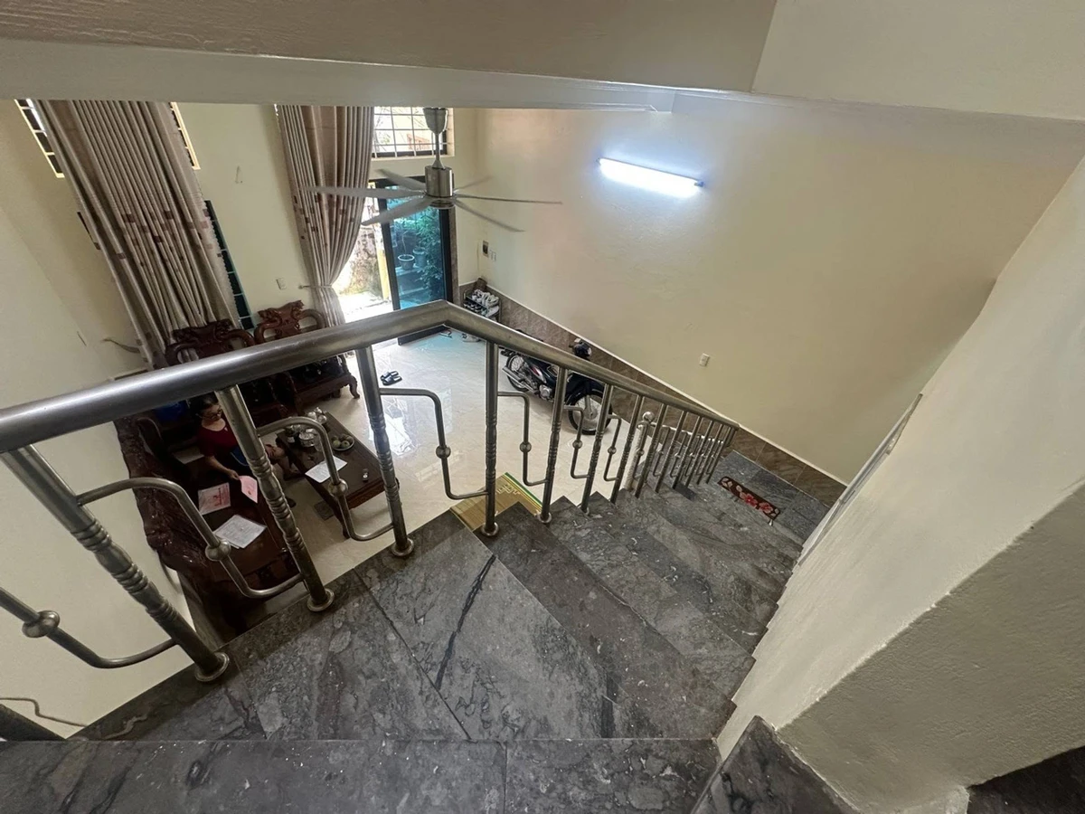 Bán nhà 2 tầng 56m² tại Dốc Học, Hòn Gai, giá 3,7 tỷ - Ảnh thu nhỏ 4