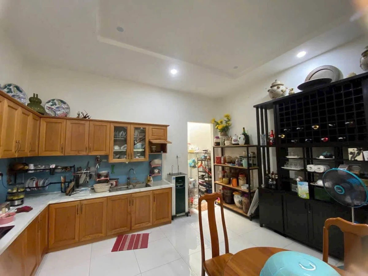 Bán nhà 2PN 100m2 mặt tiền Tôn Đức Thắng, Phan Thiết - Ảnh thu nhỏ 2