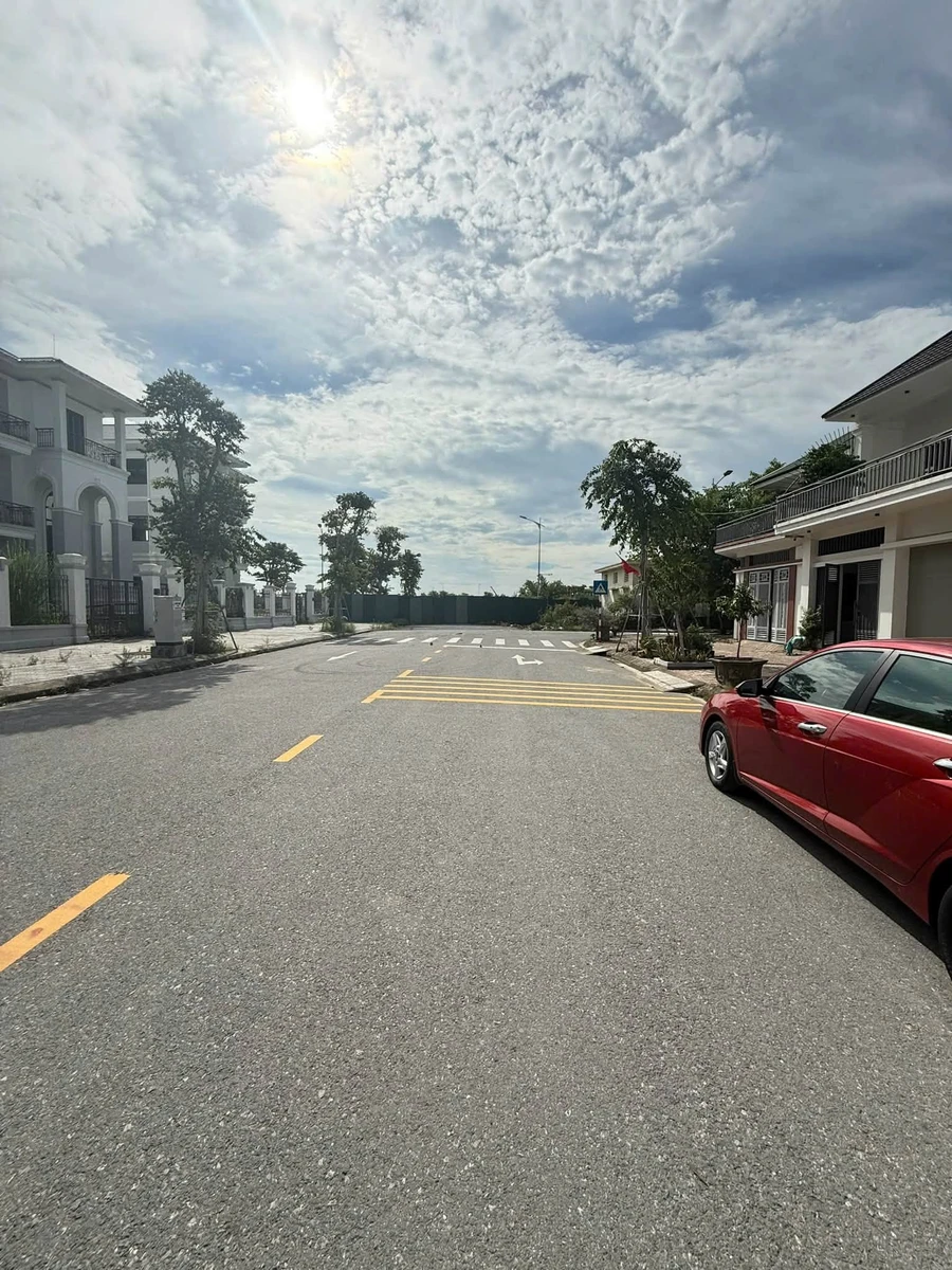 Bán đất 90m² trong Vinh Heritage, Nghệ An, 7 tỷ - Ảnh 1