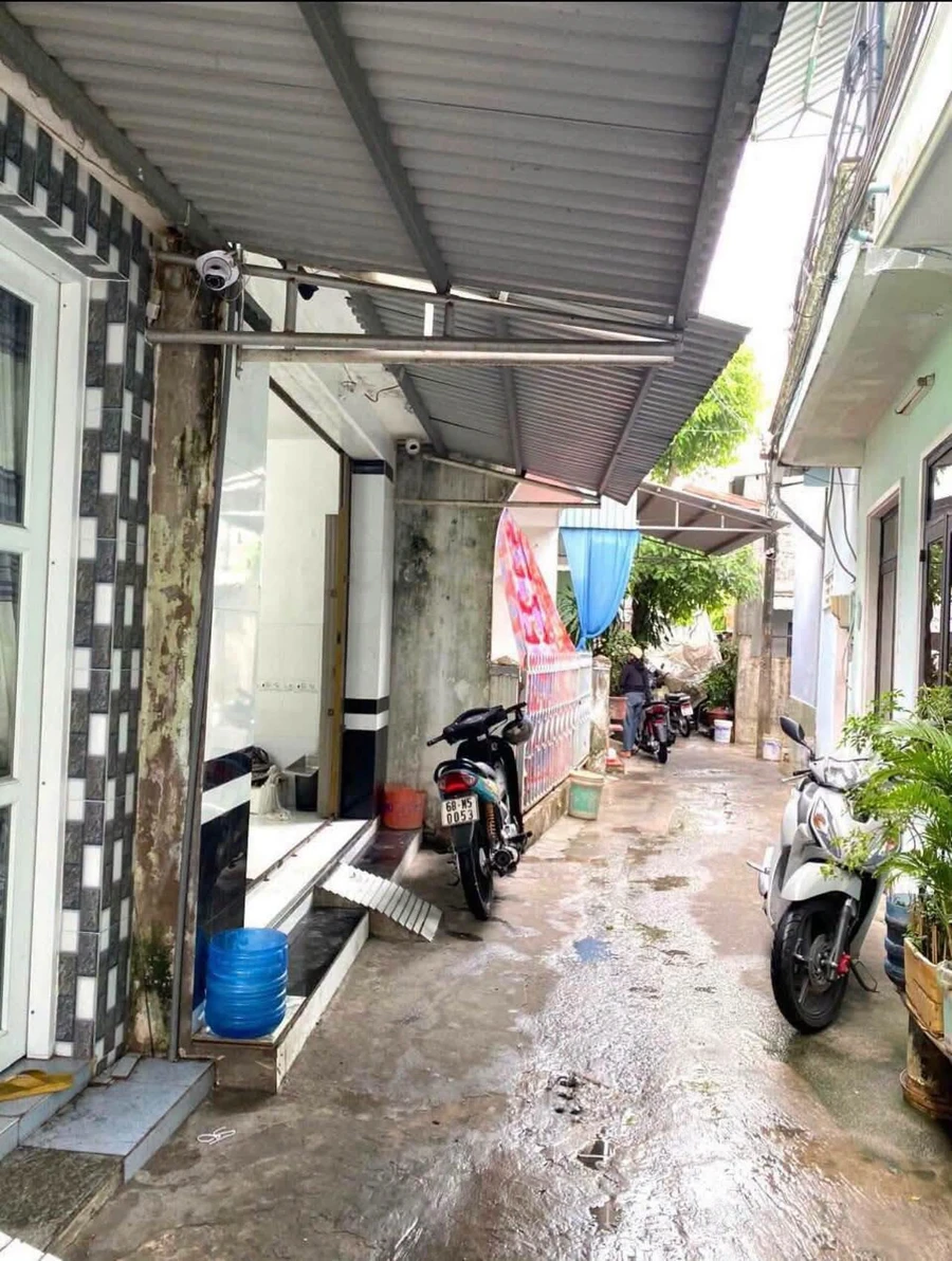 Nhà hẻm bán Mạc Cửu, Rạch Giá 51m², 2PN, 690 triệu - Ảnh 1