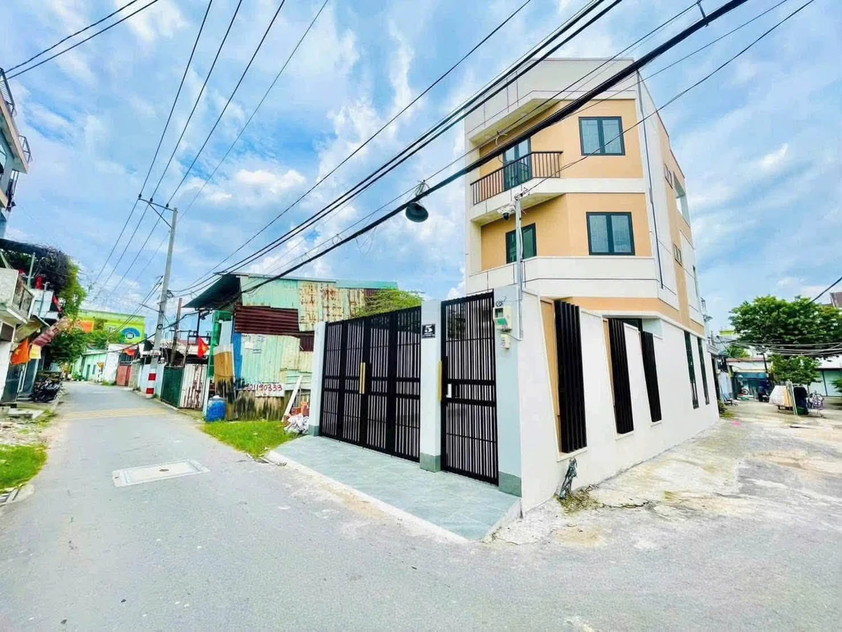 Bán nhà góc 2 mặt tiền 3 tầng 104,6m² Long Trường, Thủ Đức – 6,5 tỷ - Ảnh thu nhỏ 2