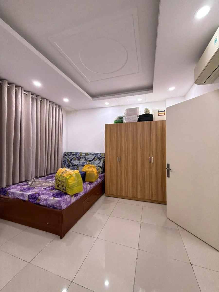 Bán nhà 4 tầng mặt tiền Phú Nhuận, 114m², 3PN, 7.35 tỷ - Ảnh thu nhỏ 3