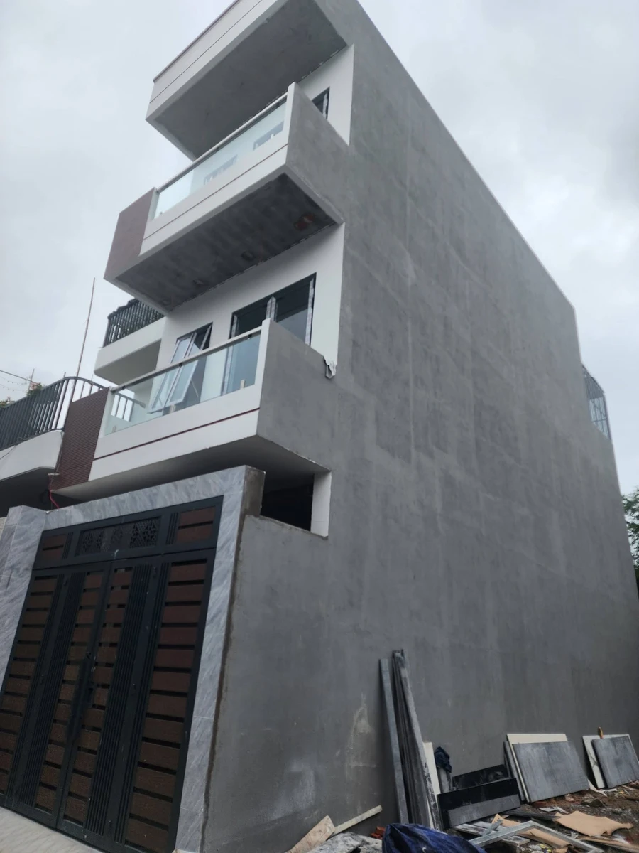 Bán nhà 1 trệt 2 lầu 70m2 kp Bình Minh, phường Dĩ An, Bình Dương, giá 4,7 tỷ - Ảnh thu nhỏ 2