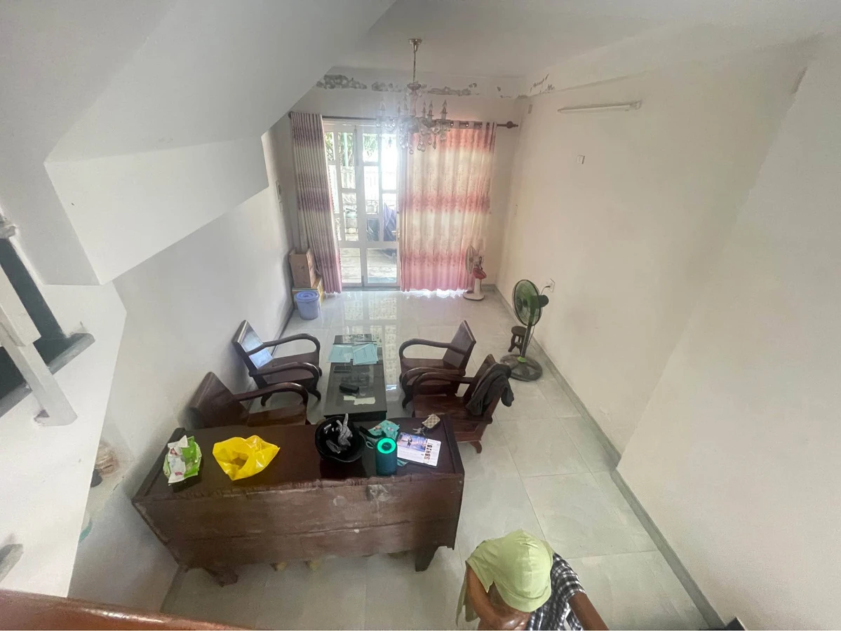 Bán nhà ôm góc 2 tầng mặt tiền 60m2 Quy Nhơn 1 tỷ - Ảnh thu nhỏ 4
