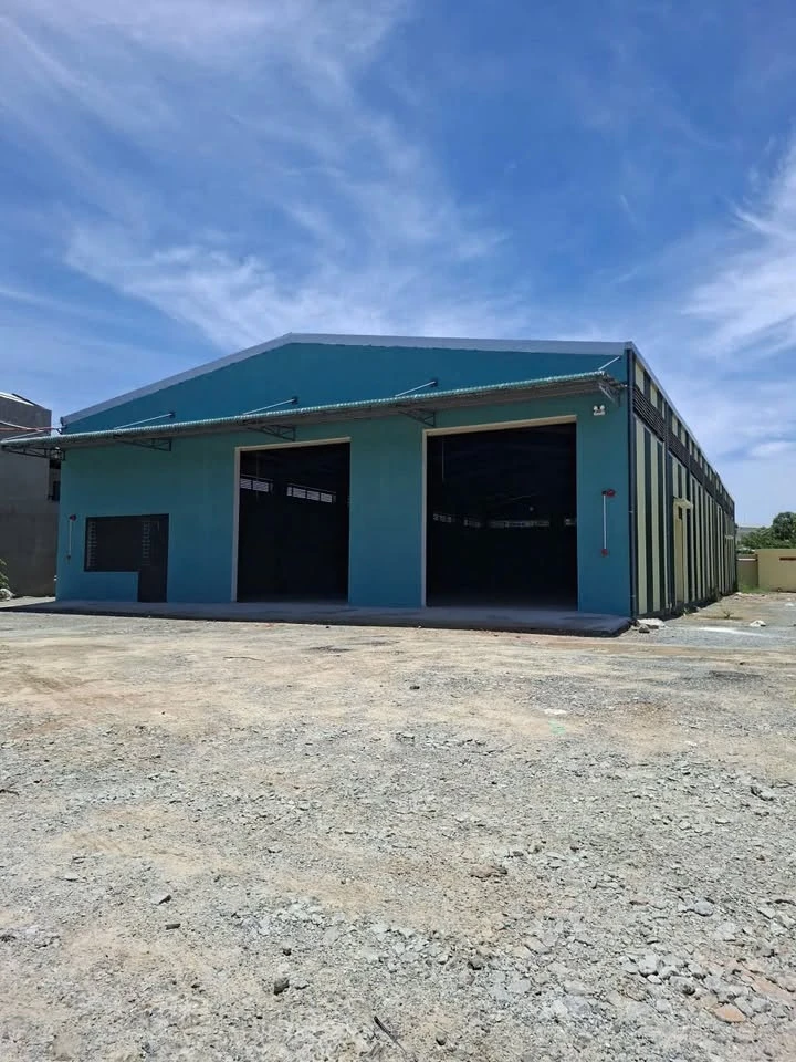 Cho thuê kho xưởng 1500m² Nguyễn Huệ 40 triệu/tháng - Ảnh 1