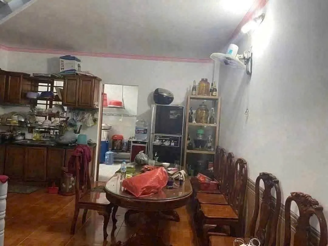 Bán nhà góc 130m² mặt tiền kinh doanh, 3 PN, 2 WC, Bình Tân, 2,55 tỷ - Ảnh thu nhỏ 3