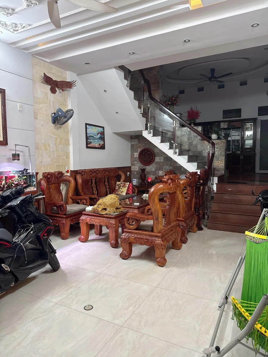 Bán nhà mặt tiền gần Hồ Sinh Thái Quy Nhơn 67,5m² 3 tầng 7,9 tỷ - Ảnh 1
