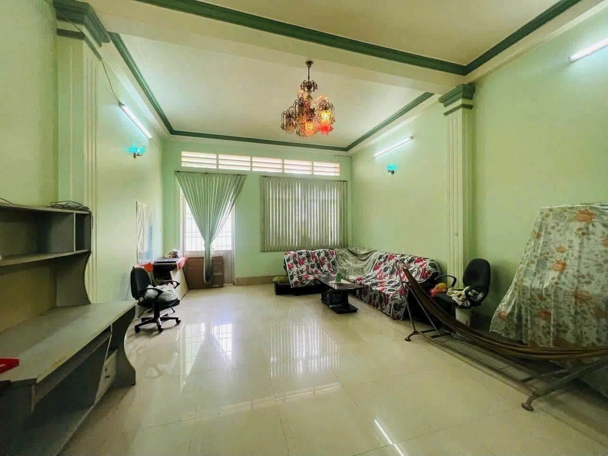 Bán nhà mặt tiền Phạm Hùng Rạch Giá 150m², 6PN - 3.5 tỷ - Ảnh thu nhỏ 4
