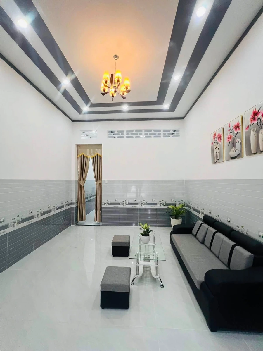 Bán nhà mới 3PN 75m² gần chợ Long Hải, Phường Long Hoa, Tây Ninh giá 1,19 tỷ - Ảnh thu nhỏ 3