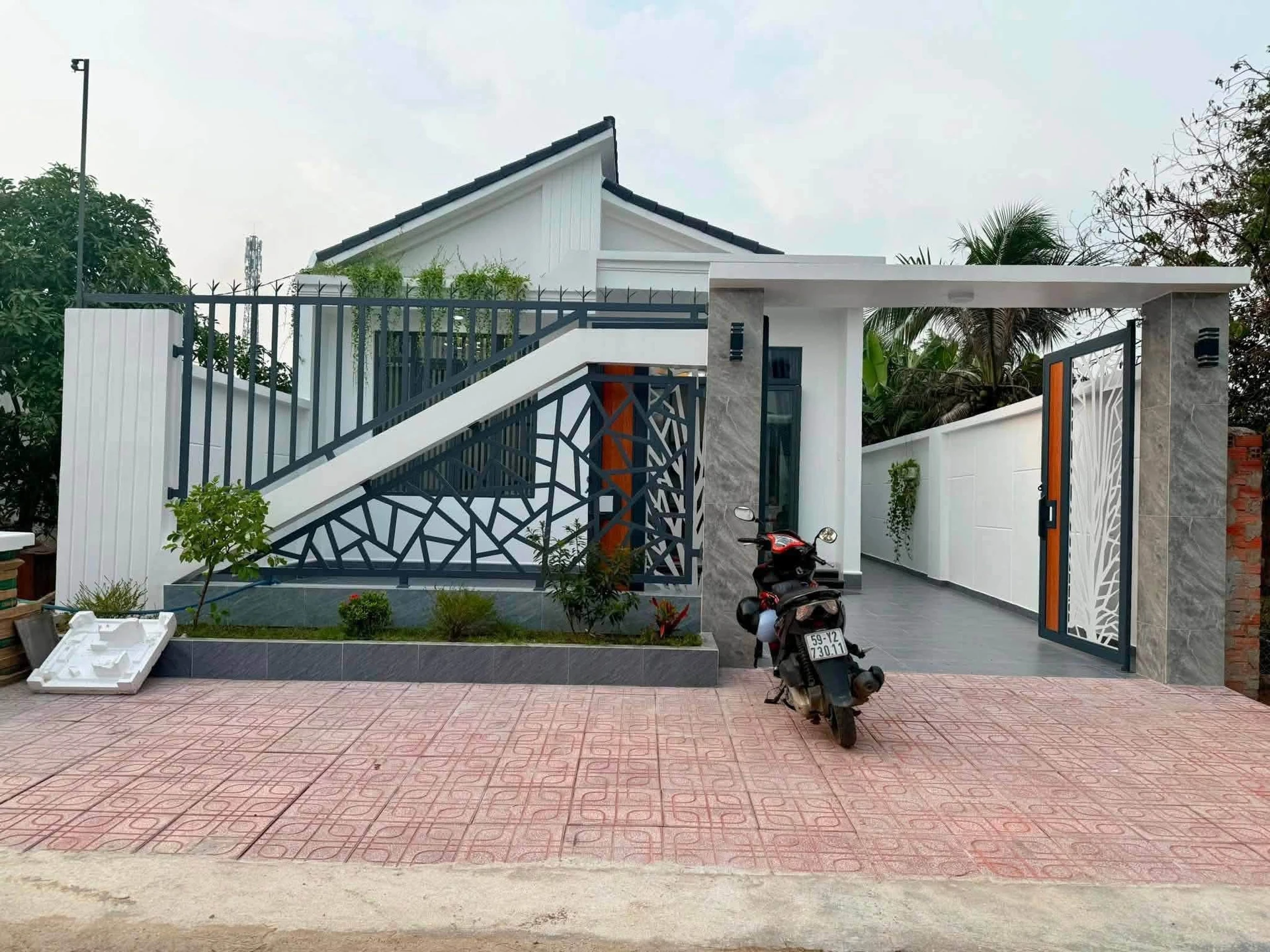 Bán nhà 3PN, 144m² Long Hải, Tây Ninh - Ảnh 1